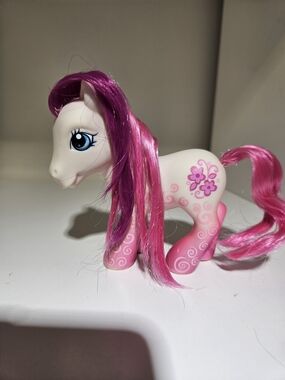 G3 My Little Pony MLP Royal Twist